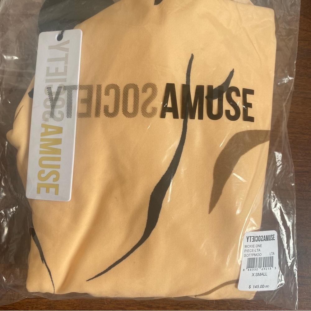 AMUSE SOCIETY • NEW! “Moxie” One Piece Reversible Swimsuit - Light Apricot - XS - Picture 15 of 16